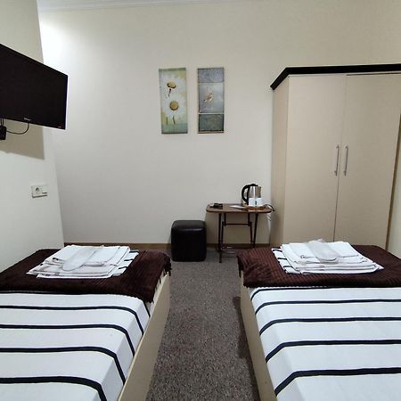 Chill Out Hotel Tskaltubo Dış mekan fotoğraf